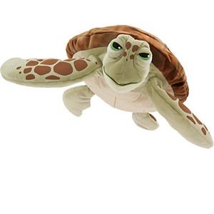 Disney Store Turtle Crush Pixar Finding Nemo Plush